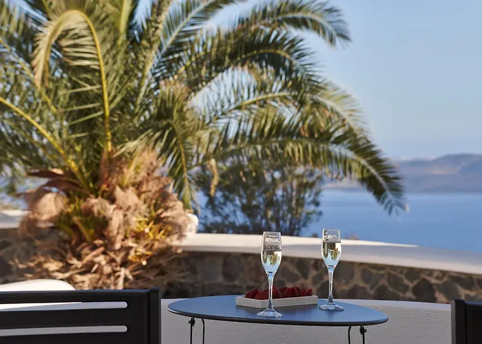 Mr & Mrs White - Santorini Oia