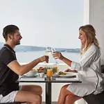 Hotel Mr & Mrs White - Santorini