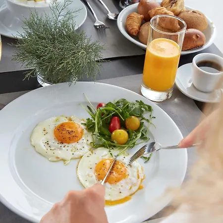 Mr And Mrs White - Santorini Hotel Oia (Santorini)