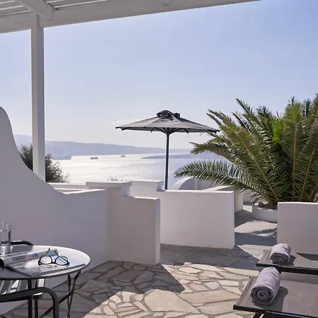 Hotel Mr And Mrs White - Santorini 4*