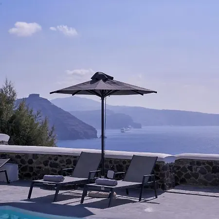 Mr And Mrs White - Santorini Hotel