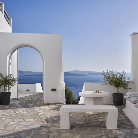 Mr And Mrs White - Santorini Oia
