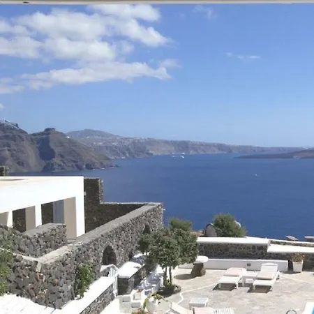 Mr And Mrs White - Santorini Hotel 4*
