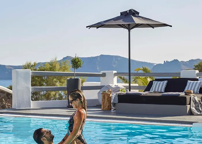 Mr & Mrs White - Santorini Hotel Oia (Santorini)