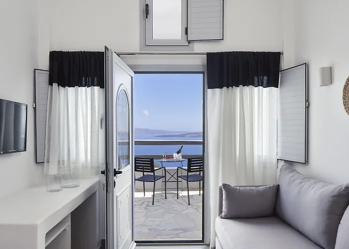 Mr & Mrs White - Santorini