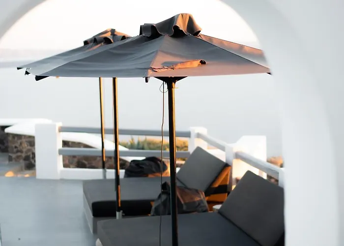 Hotel Mr & Mrs White - Santorini 4*