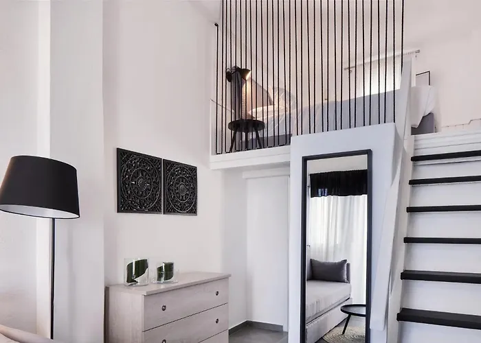 Mr & Mrs White - Santorini מלון