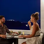 Hotel Mr & Mrs White - Santorini Oia