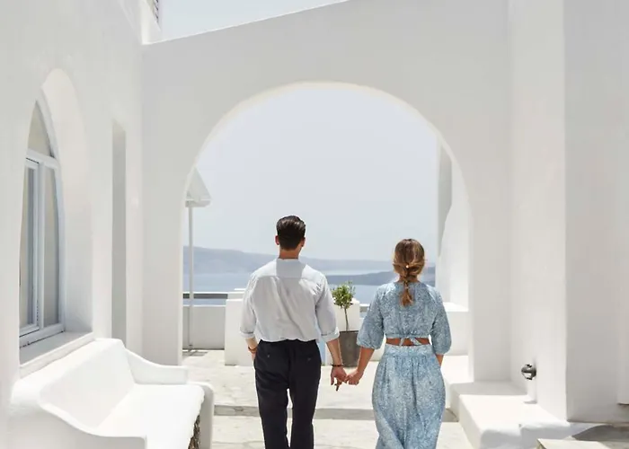 Mr & Mrs White - Santorini Ia