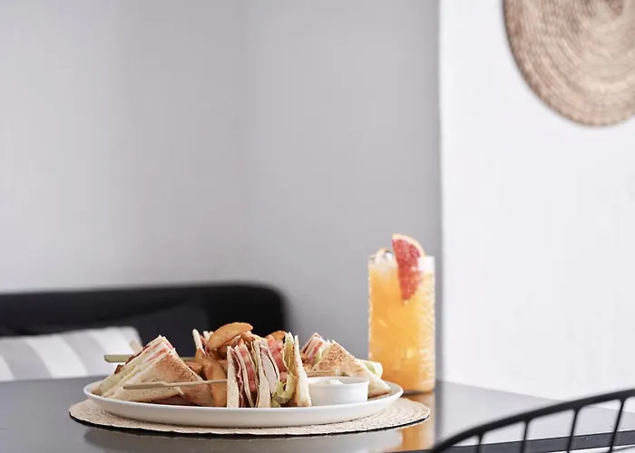 Mr & Mrs White - Santorini Hotel Ia