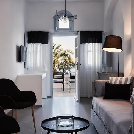 Mr And Mrs White - Santorini Otel Oia