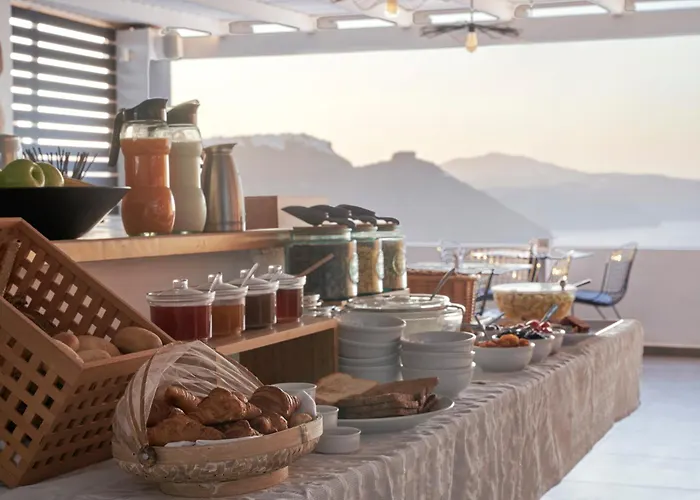 Mr & Mrs White - Santorini Отель Ия