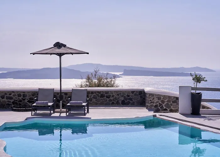 Mr & Mrs White - Santorini Ия