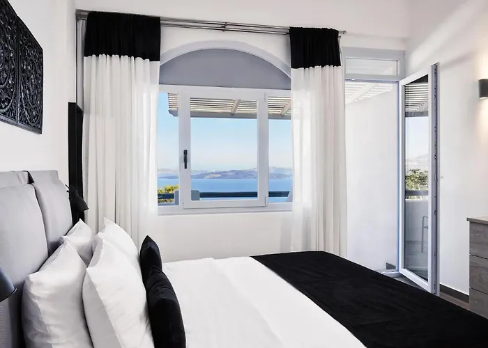 Mr & Mrs White - Santorini Отель