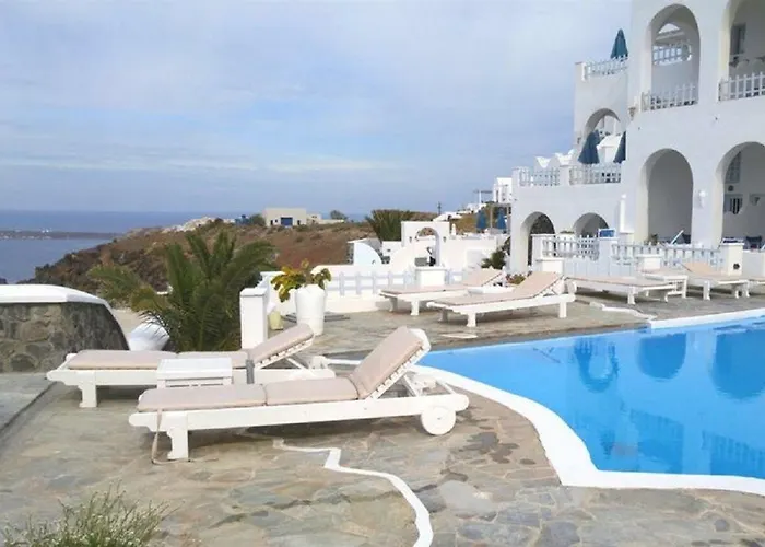 Mr & Mrs White - Santorini